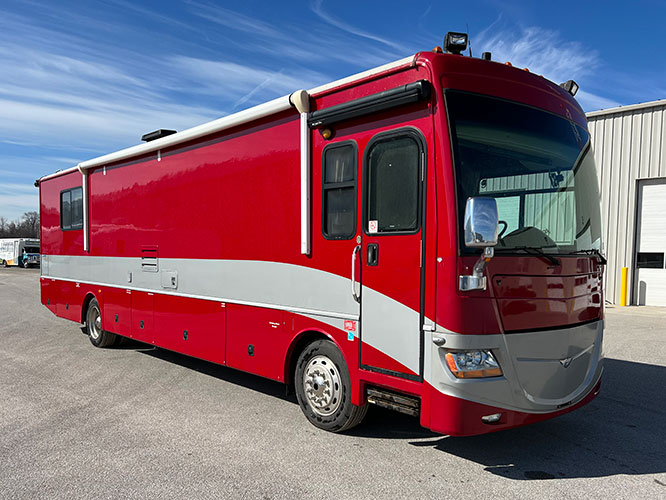 2008 Freightliner X Line Motorhome Picture